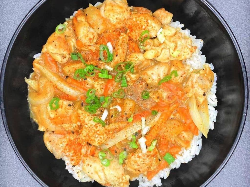 Curry Chicken Rice Bowl