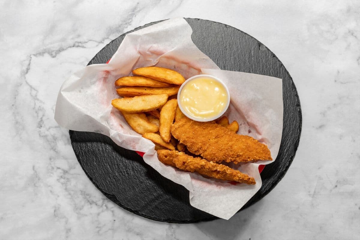 Kid's Chicken Fingers Meal
