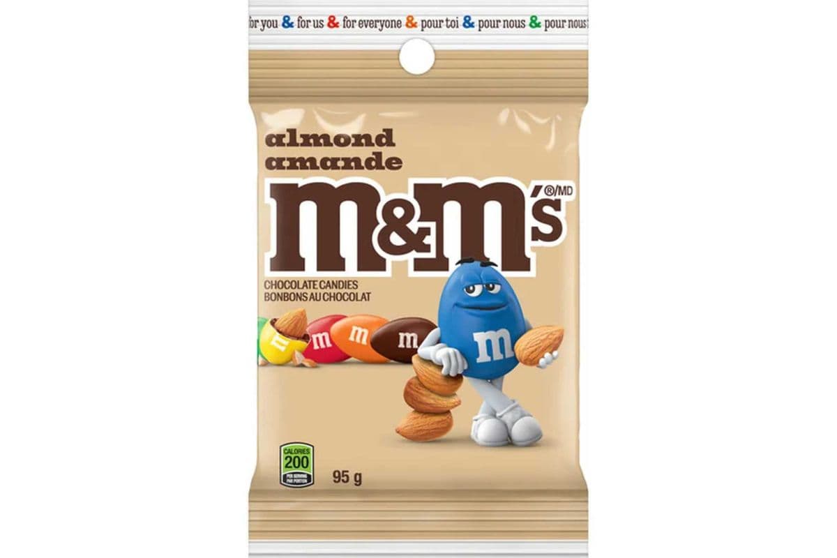 M&M's Almond Chocolate Candies Bag (95 g)