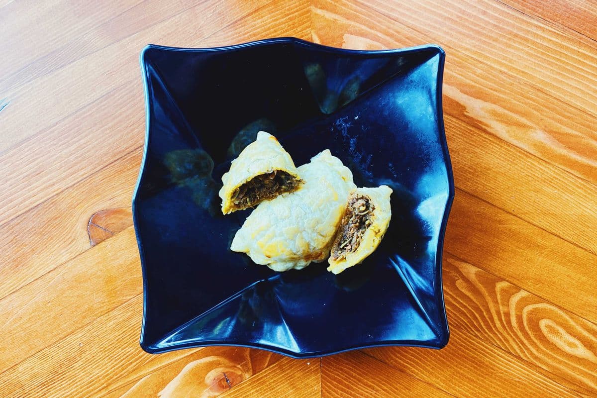 Beef Rendang Puff (2 pcs)
