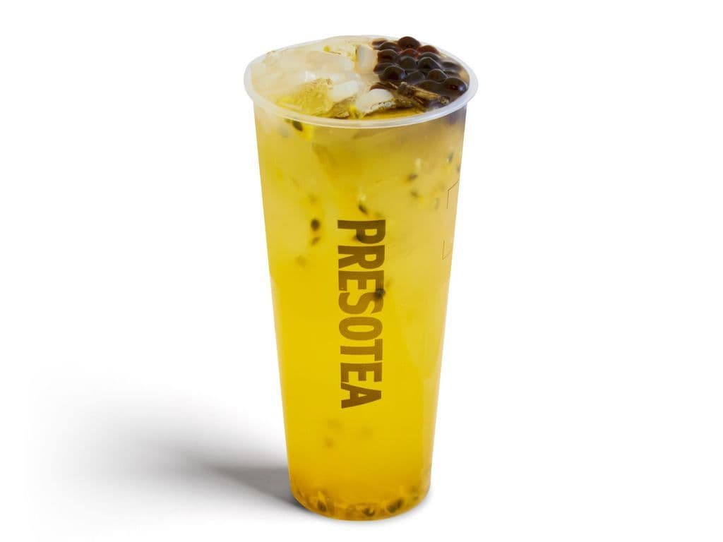 Thé vert au fruit de la passion avec perles de tapioca et gelée de litchi / Passion Fruit Green Tea with Tapioca & Jelly
