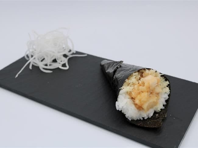 Spicy Butterfish Hand Roll (1pc)