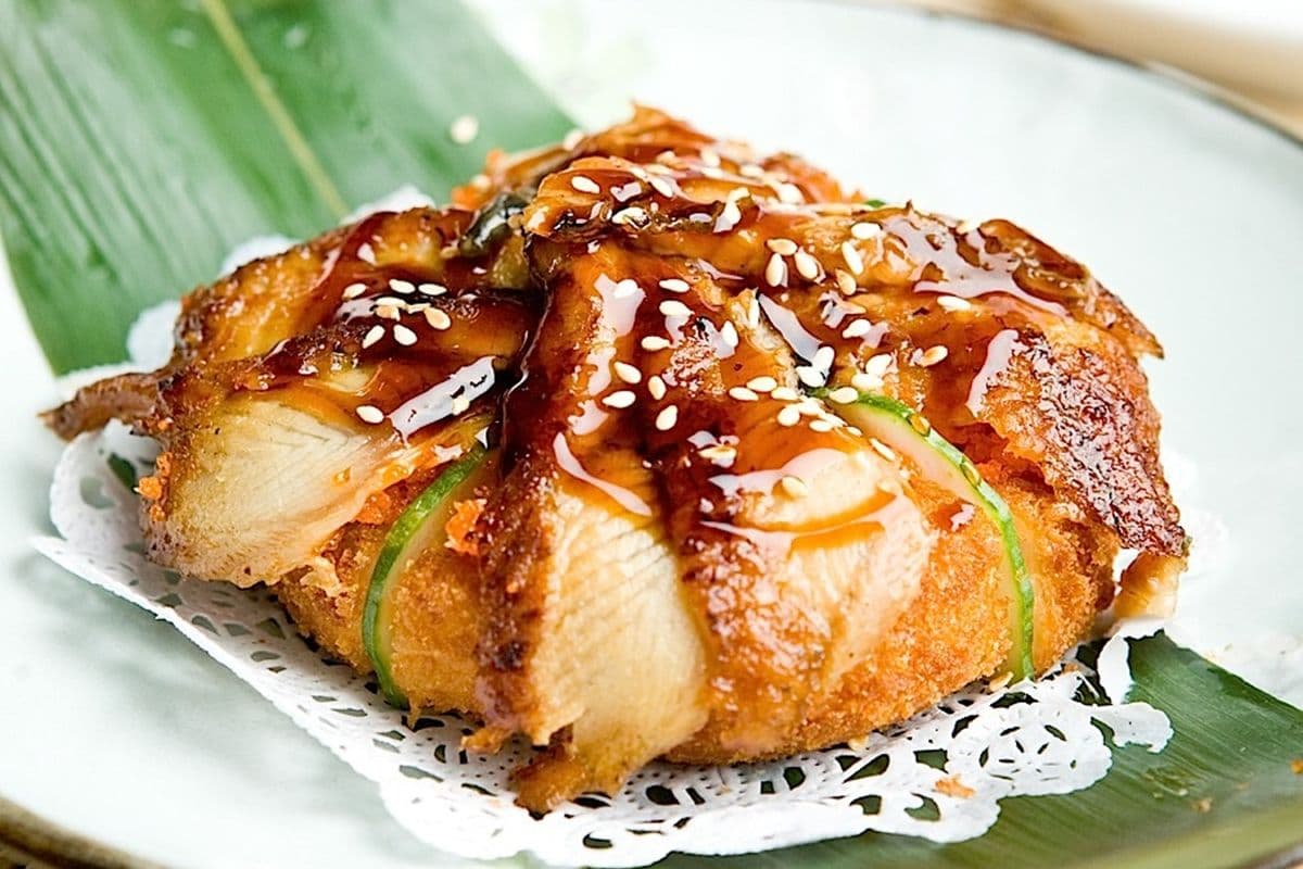 38. BBQ Eel Pizza