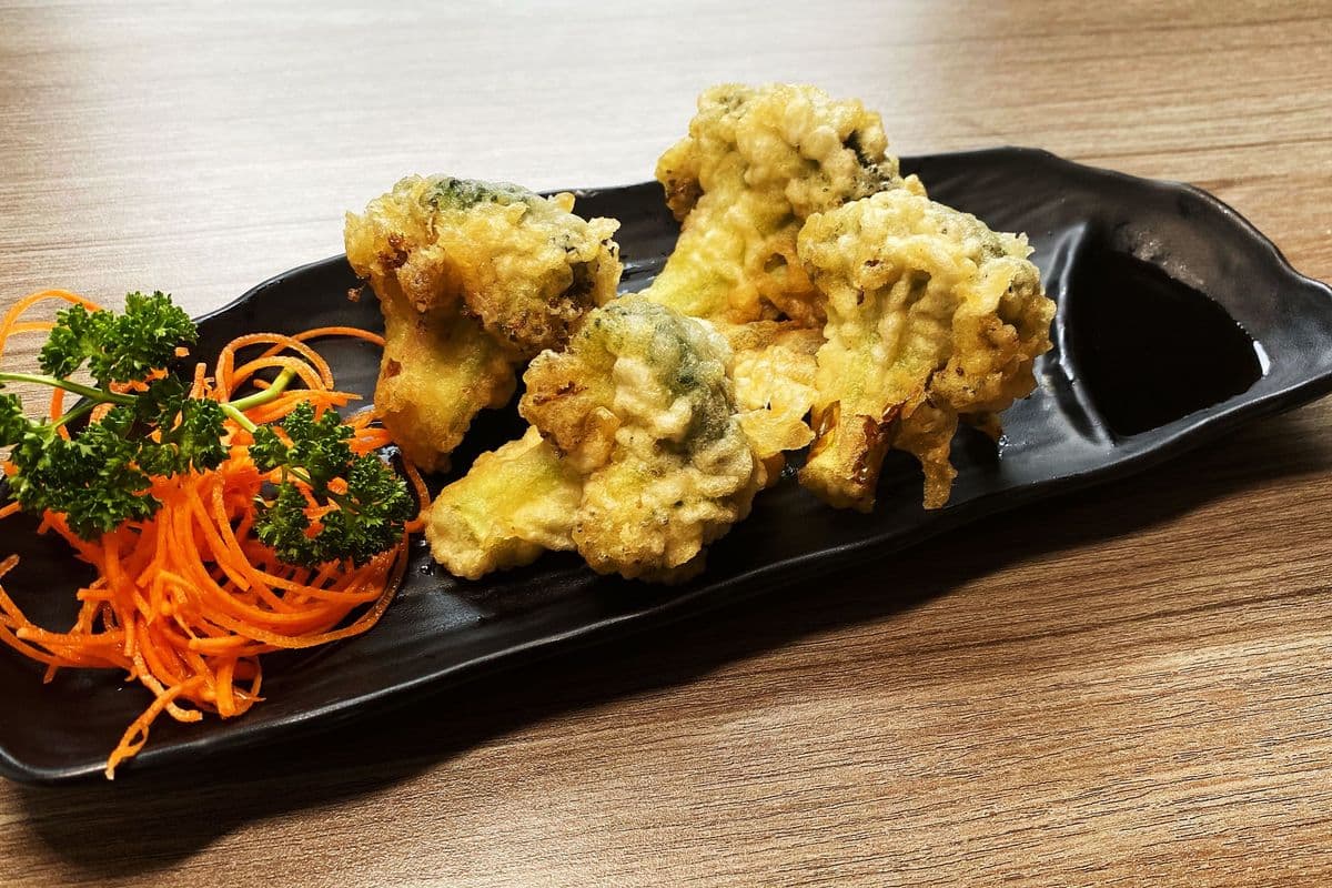 17. Brocoli tempura (4 mcx)