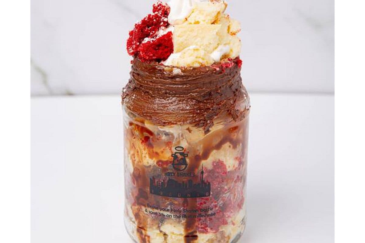 Lovely Red Velvet - Cheesecake in a Jar