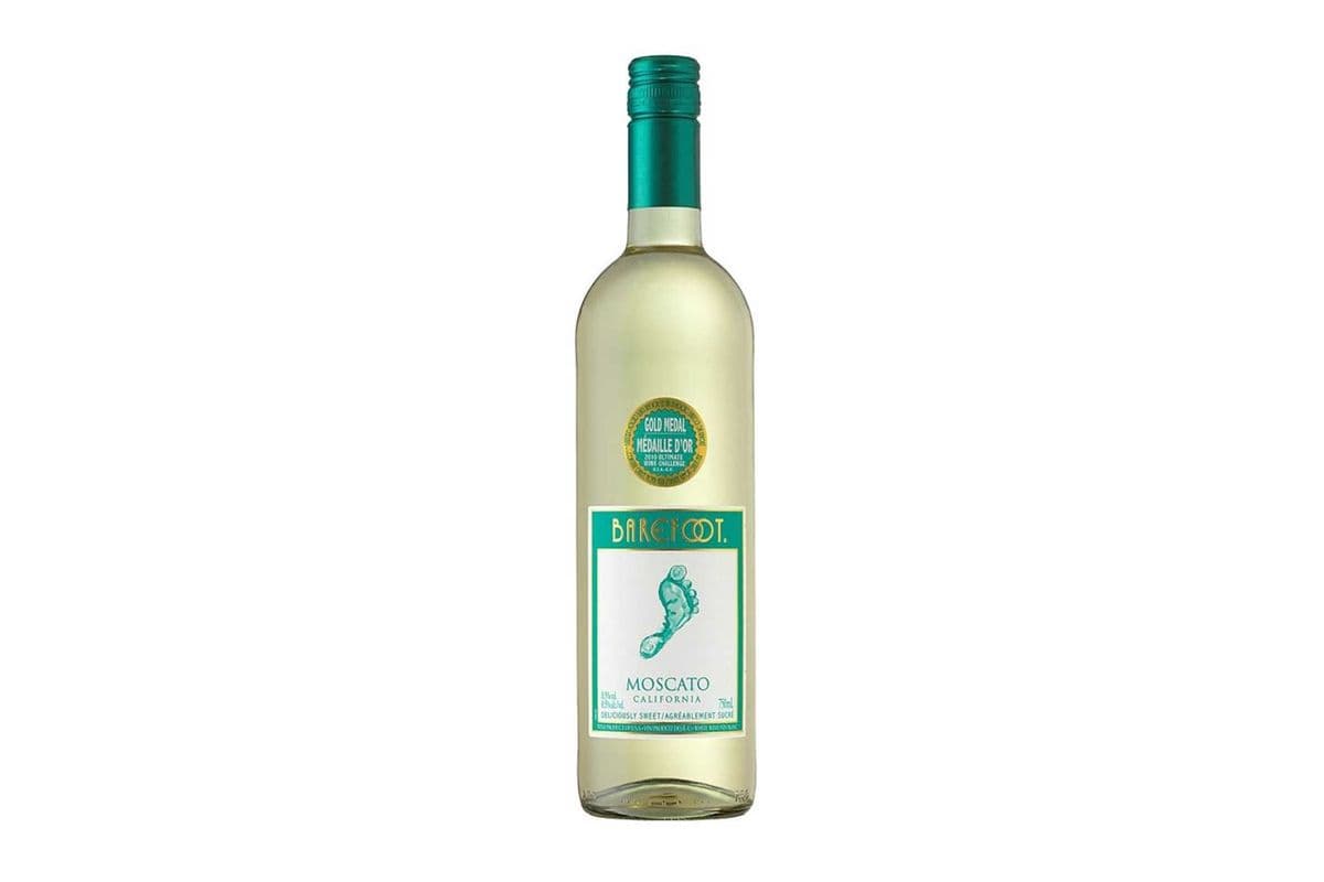 733694 - Barefoot Moscato (1 x 750 ML)