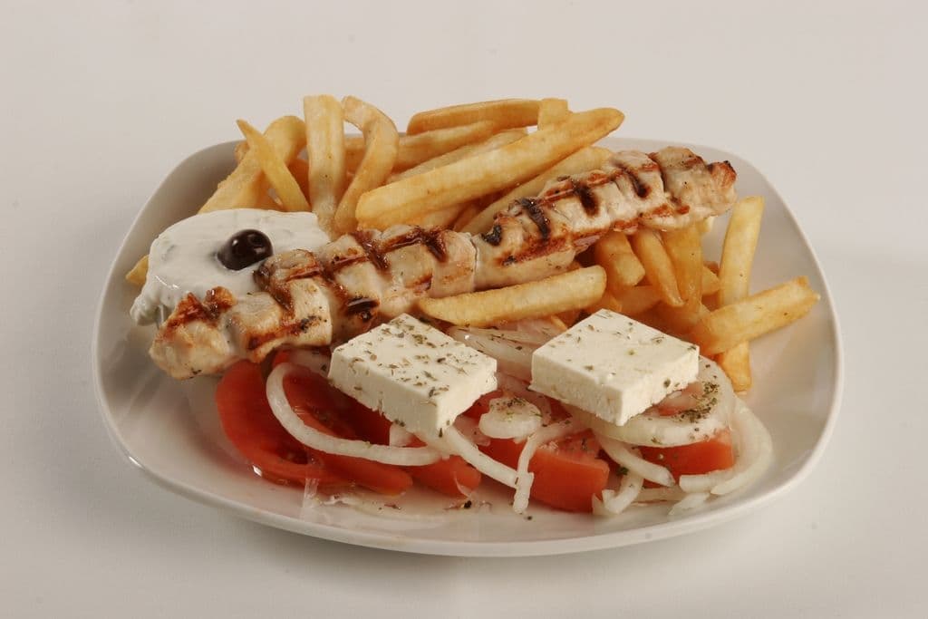 Assiette souvlaki au poulet / Chicken Souvlaki Plate