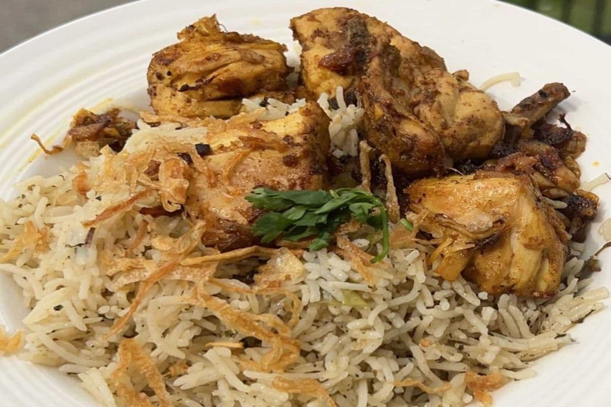 Special Chicken Fry Piece Biryani (38 oz)