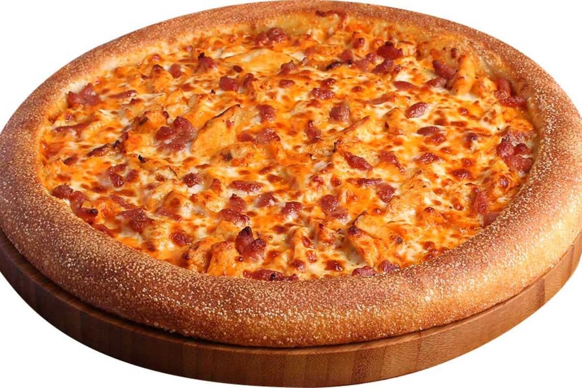 12" Buffalo Chicken Supreme (First Pizza)