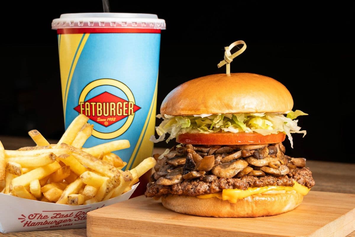 Mushroom & Cheese Deluxe Burger Combo
