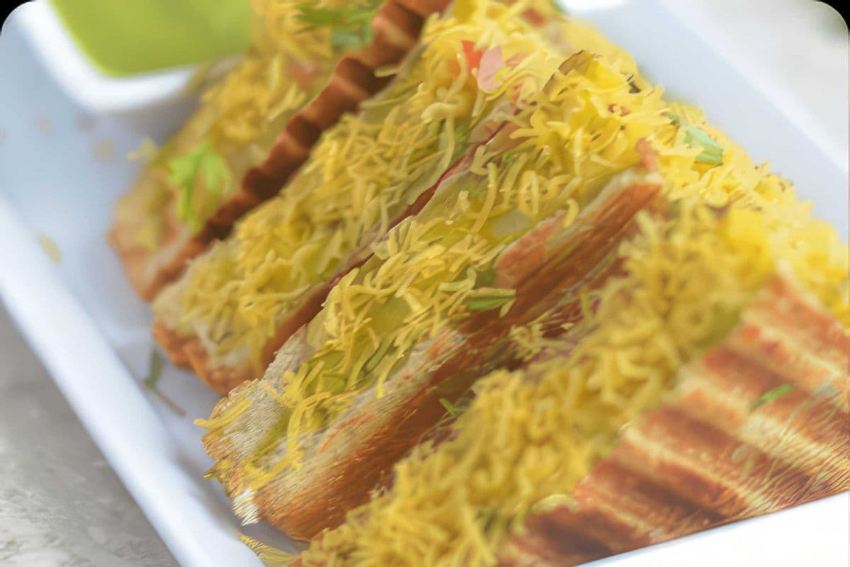 Aloo Mutter Sandwich