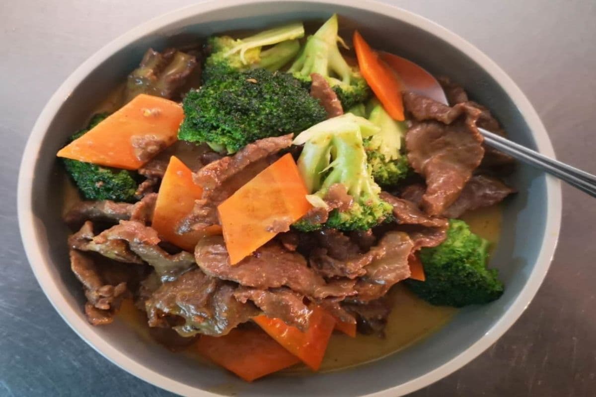Coconut Curry Beef (椰香咖喱牛肉)