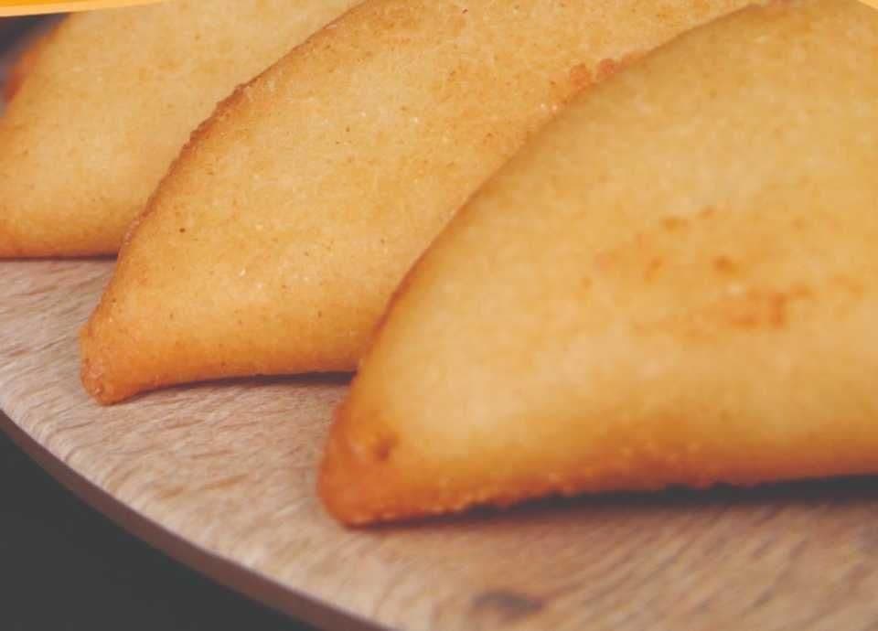 Peas & Potato Empanadas (3pcs)