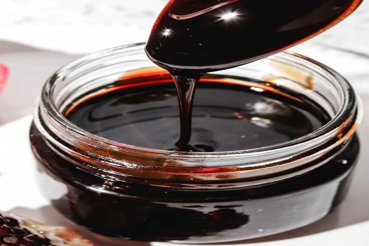 Pomegranate Molasses Dip