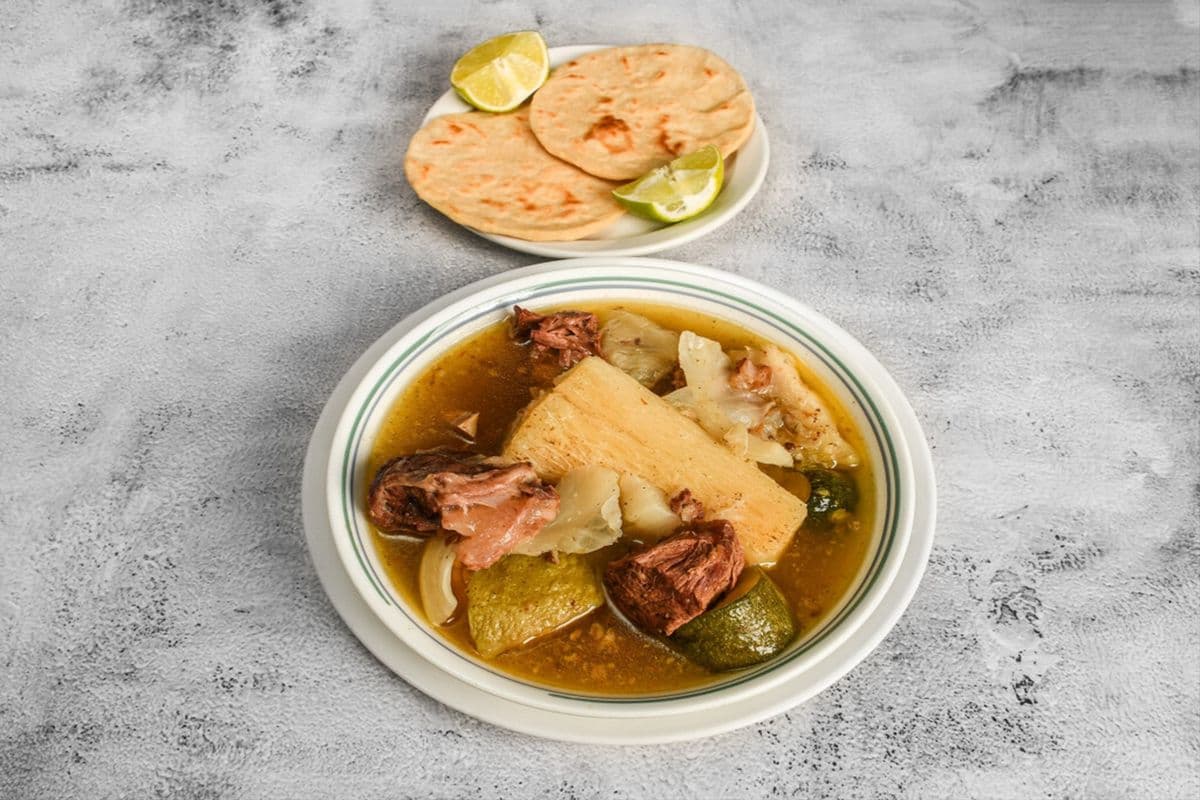 Tripe and Foot Soup / Sopa de Mondongo y Patas