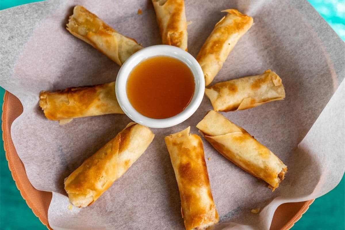 Chicken Spring Roll (4 pcs)