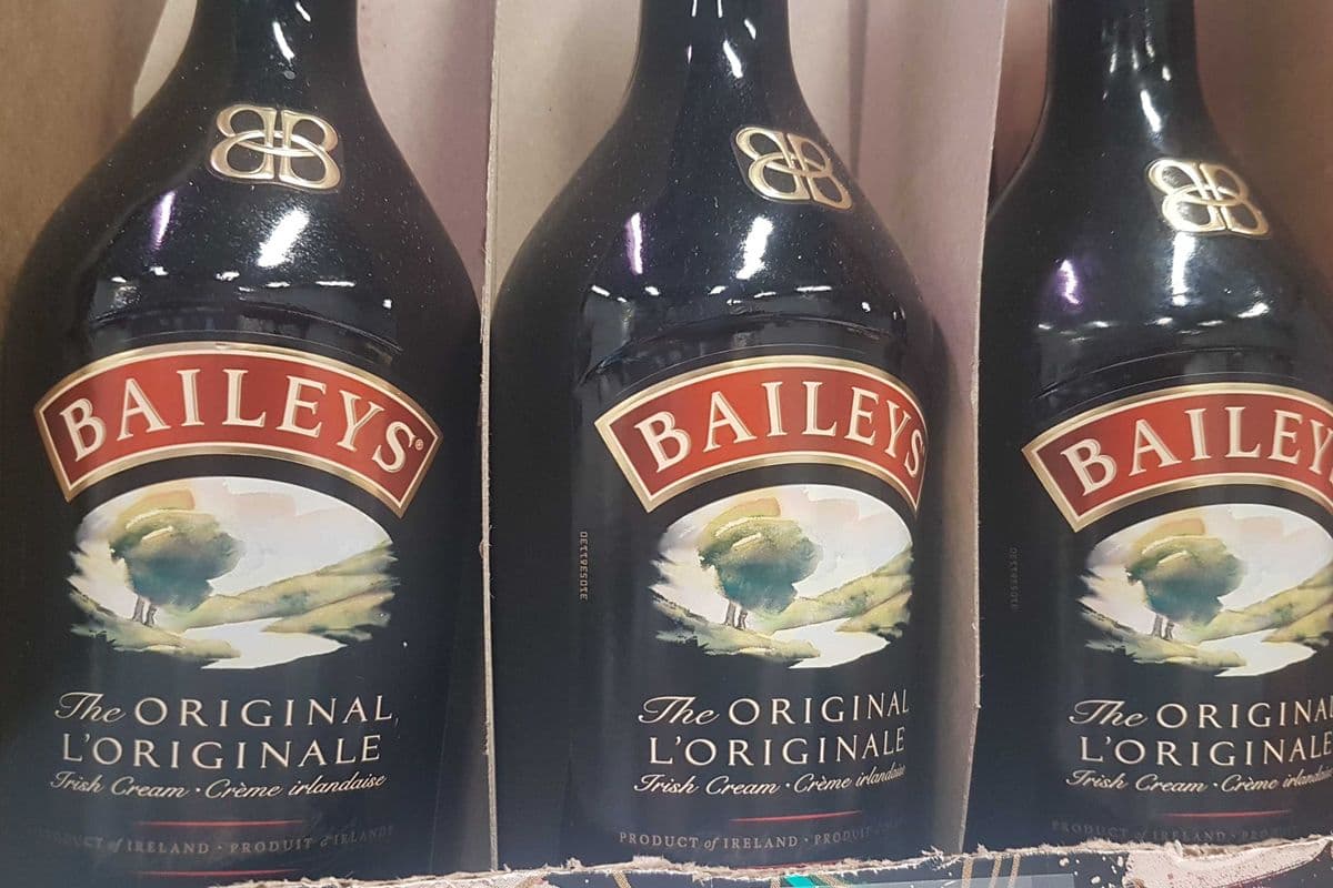 Baileys Original Irish Cream (750 ml Bottle)