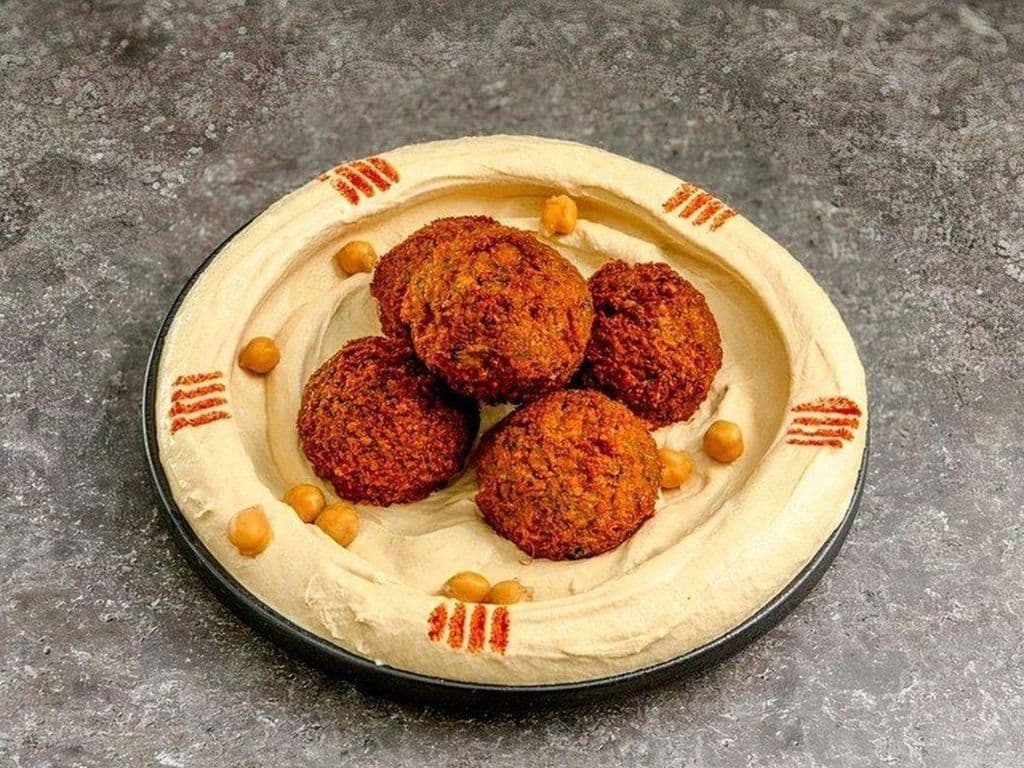 Hummus Plate with Falafel