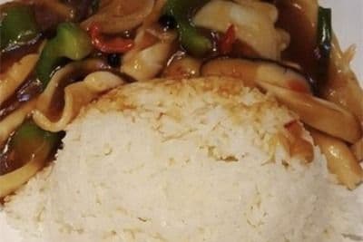 H15. Fresh Squid with Black Bean Sauce on Rice 豉汁鲜鱿饭