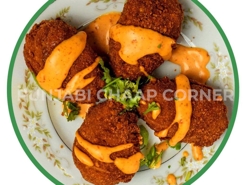 Crispy Cheese Corn Momos