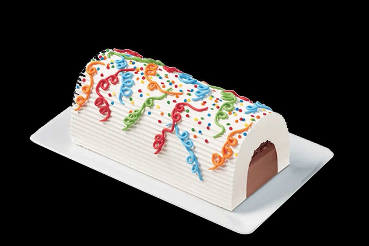 Standard Celebration Log Cake - DQ® Cake