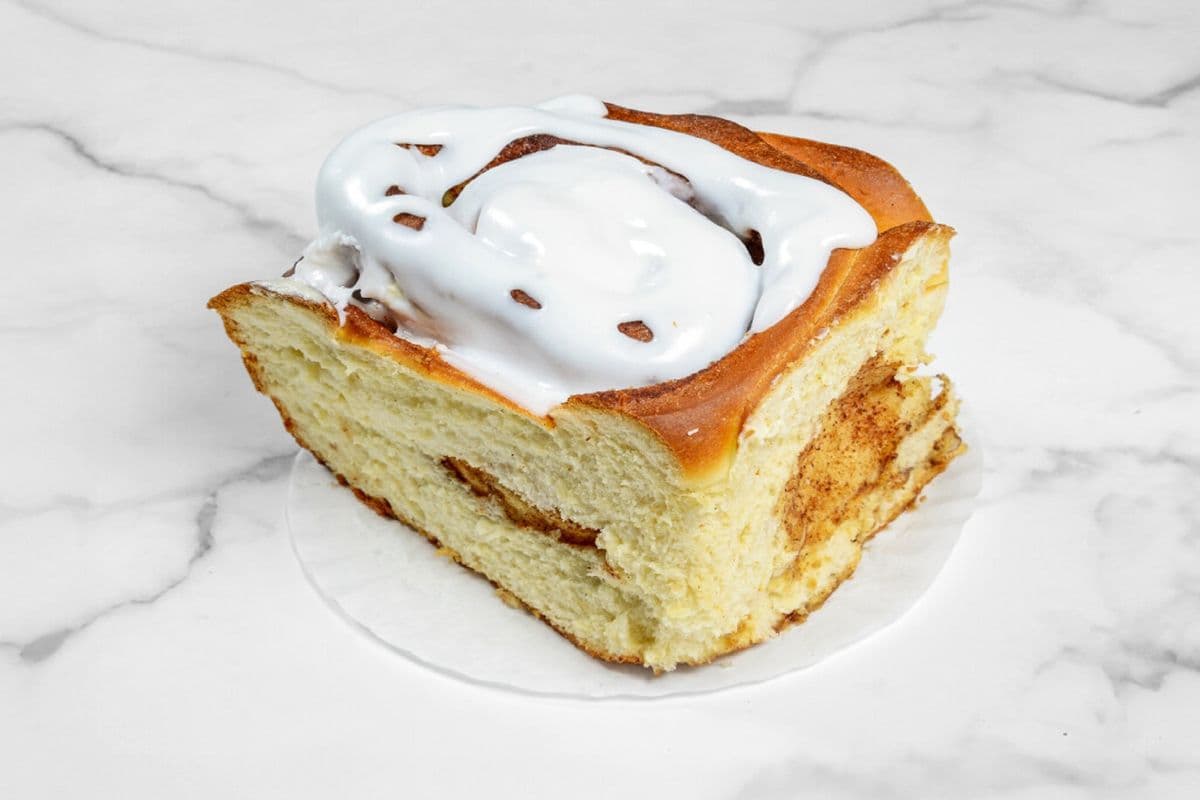Cinnamon Buns Sweet Icing