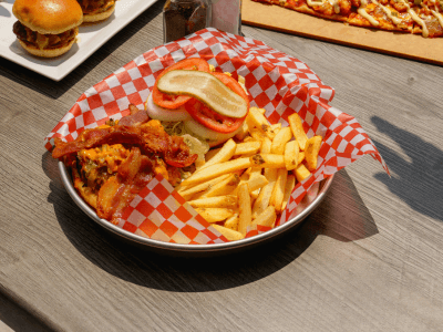 SWEET CAROLINA BURGER
