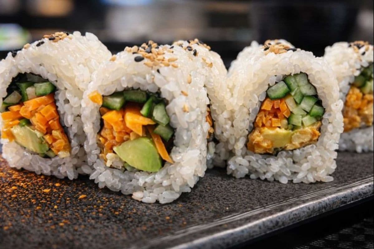 MR 4. Veggie Roll (6 pcs)