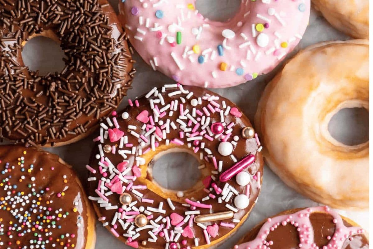 6 Assorted Premium Ring Donuts