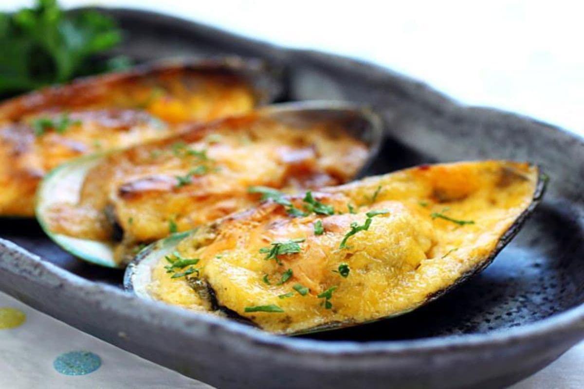 Baked Mussel (6 pcs)