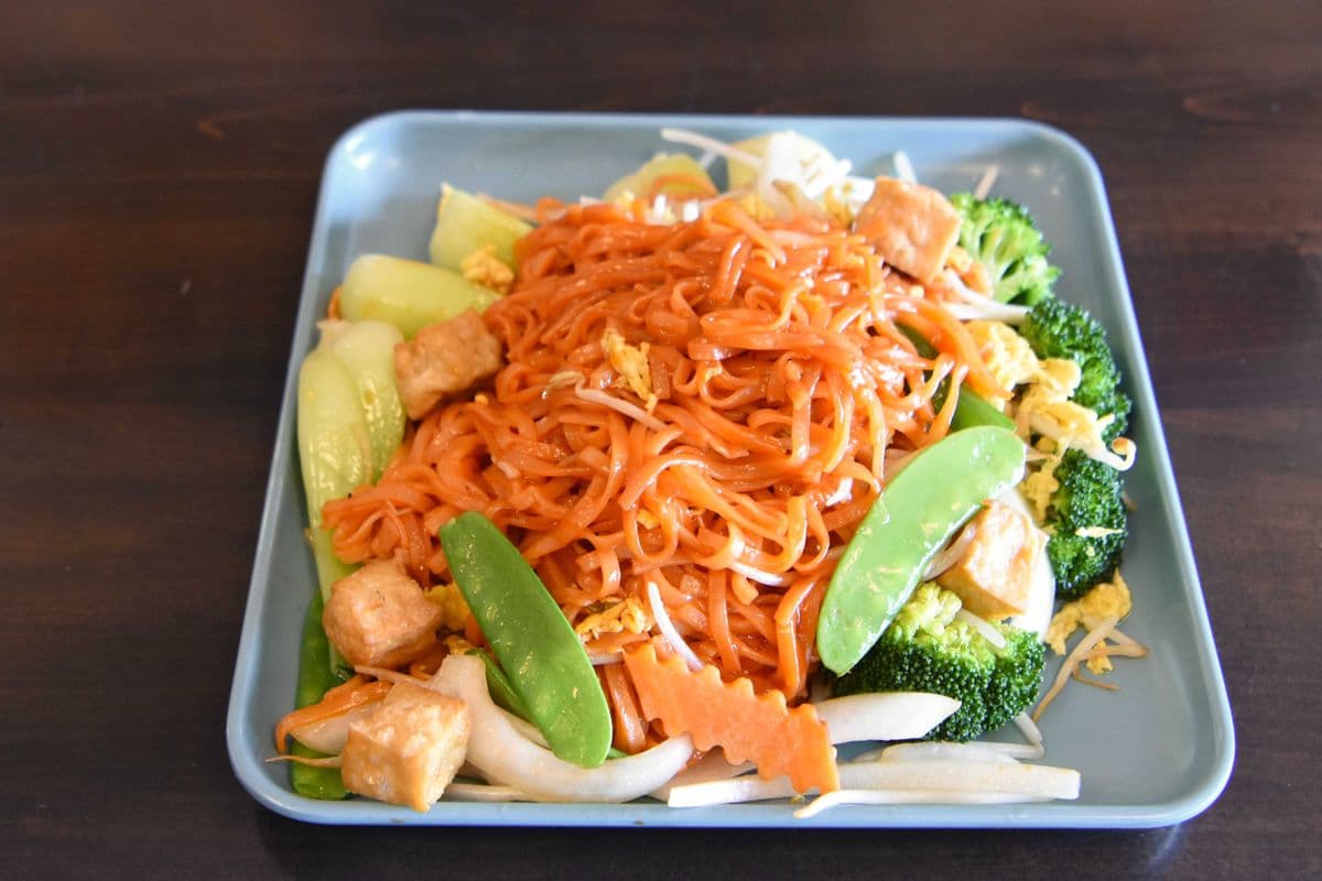 902. Pad Thai Veggie Noodle