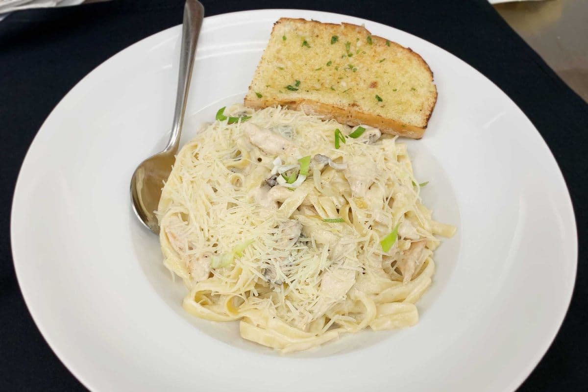 Chicken and Mushroom Fettuccine