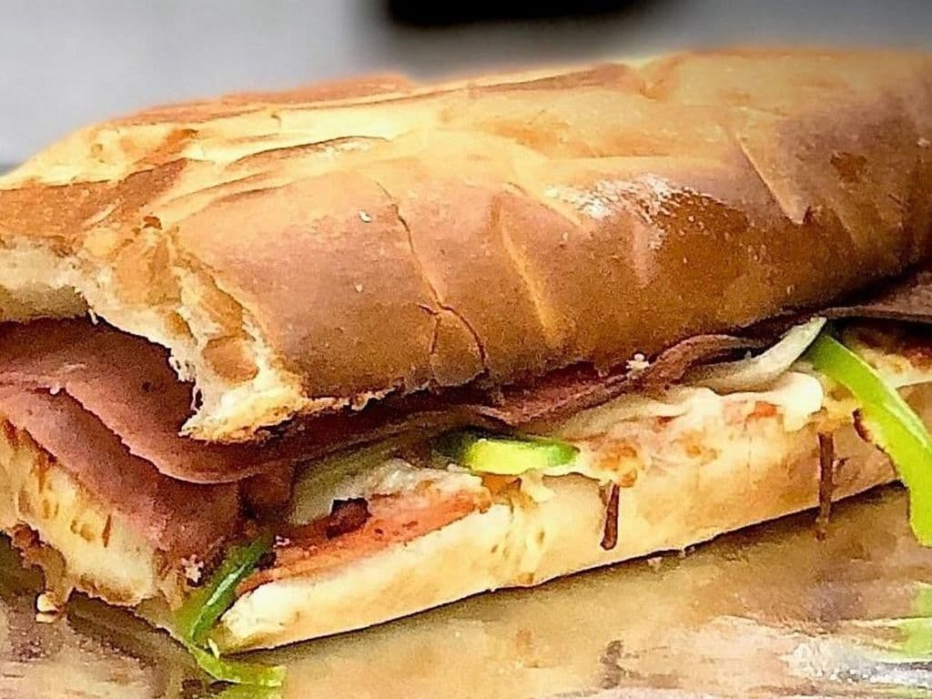 CHICKEN BACON RANCH SUB