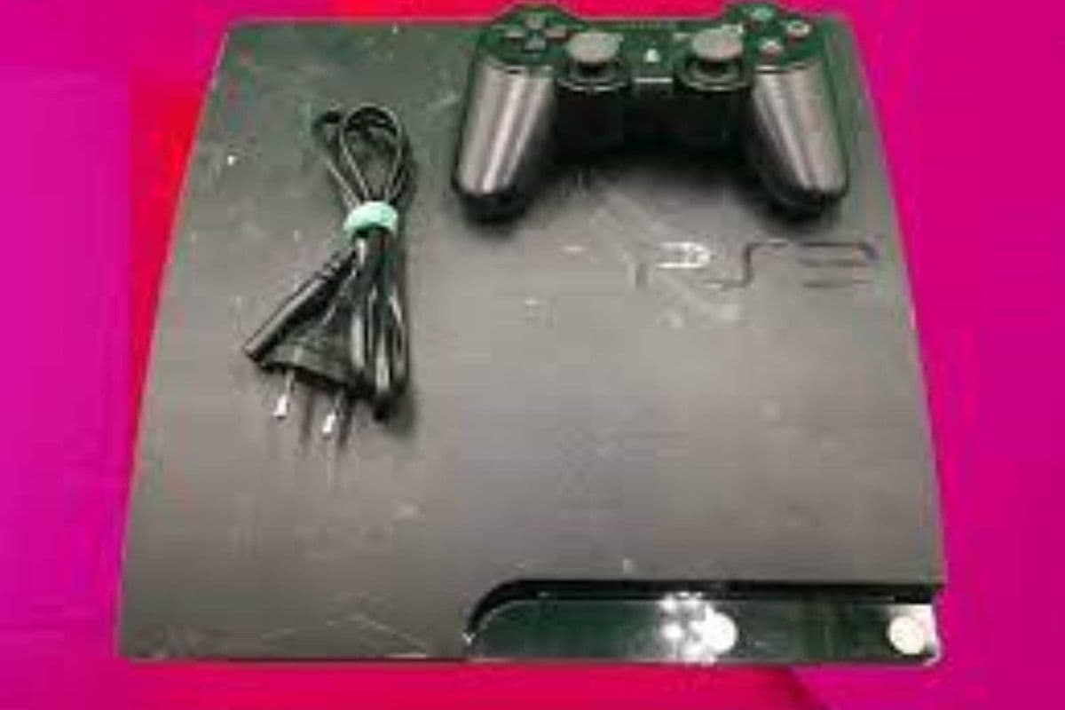 PlayStation 3 With controller & Wires