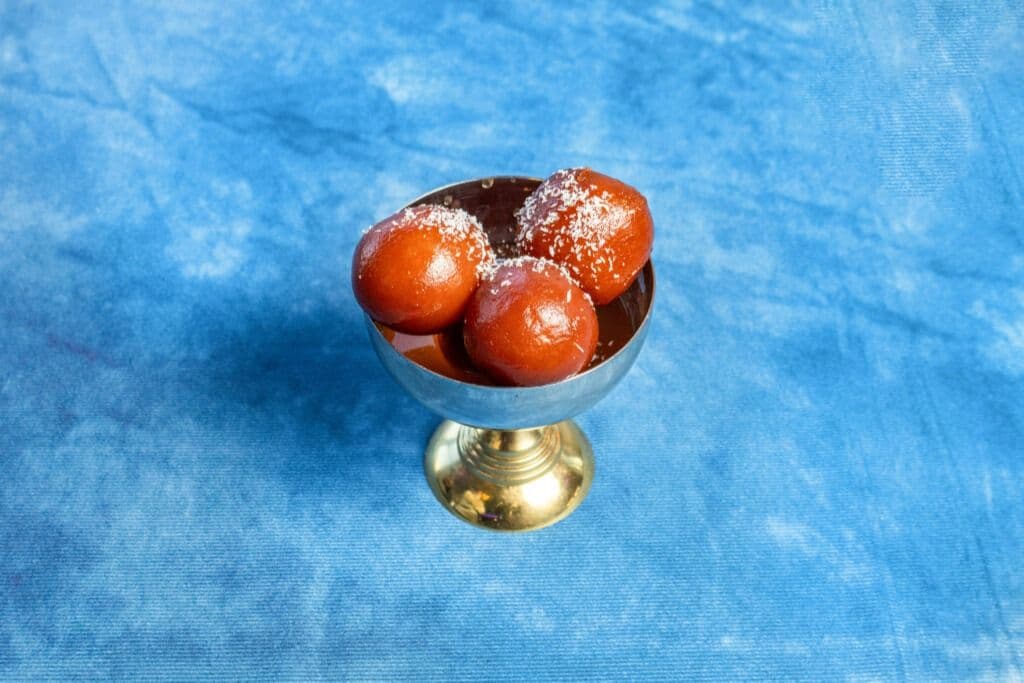 Gulab Jamuns (2 pcs)