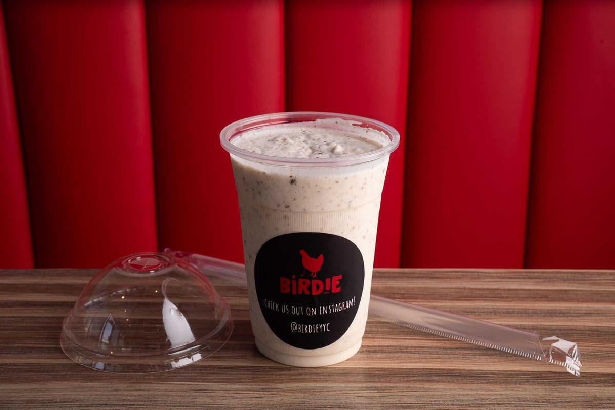 Oreo Milkshake (16oz)