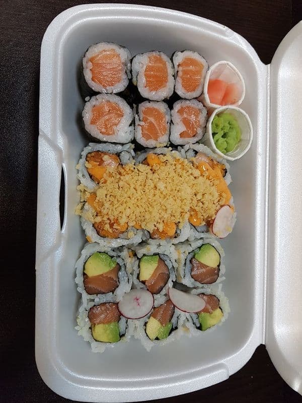 Triple Salmon Set (18 pcs)