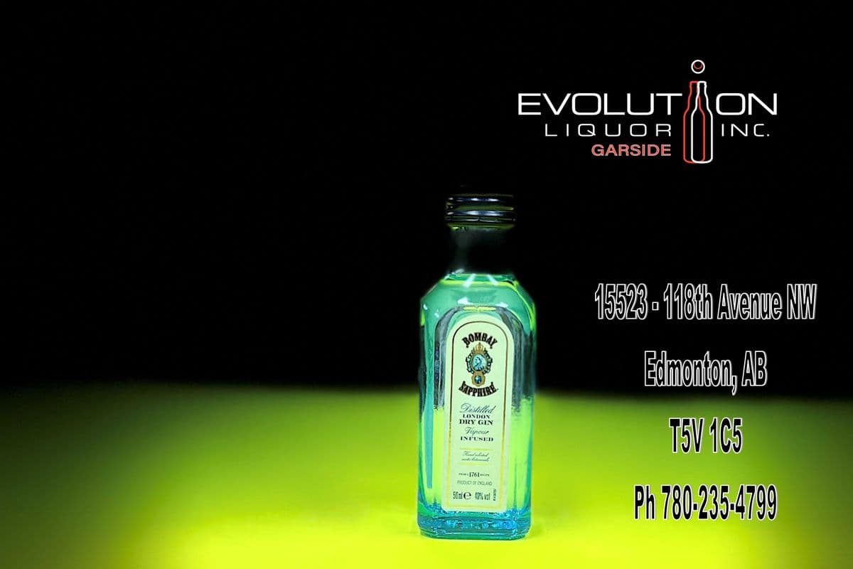 Bombay Sapphire London Dry Gin 0050G (1 x 50ml Glass Bottle)