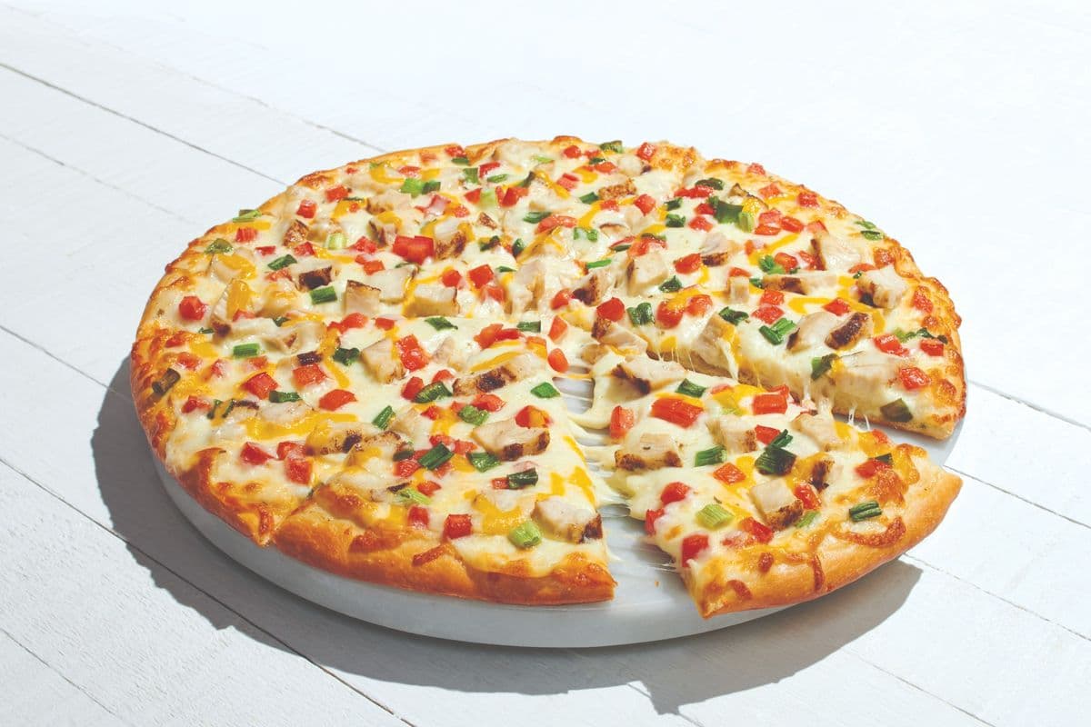 Family Size Chicken Garlic Pizza