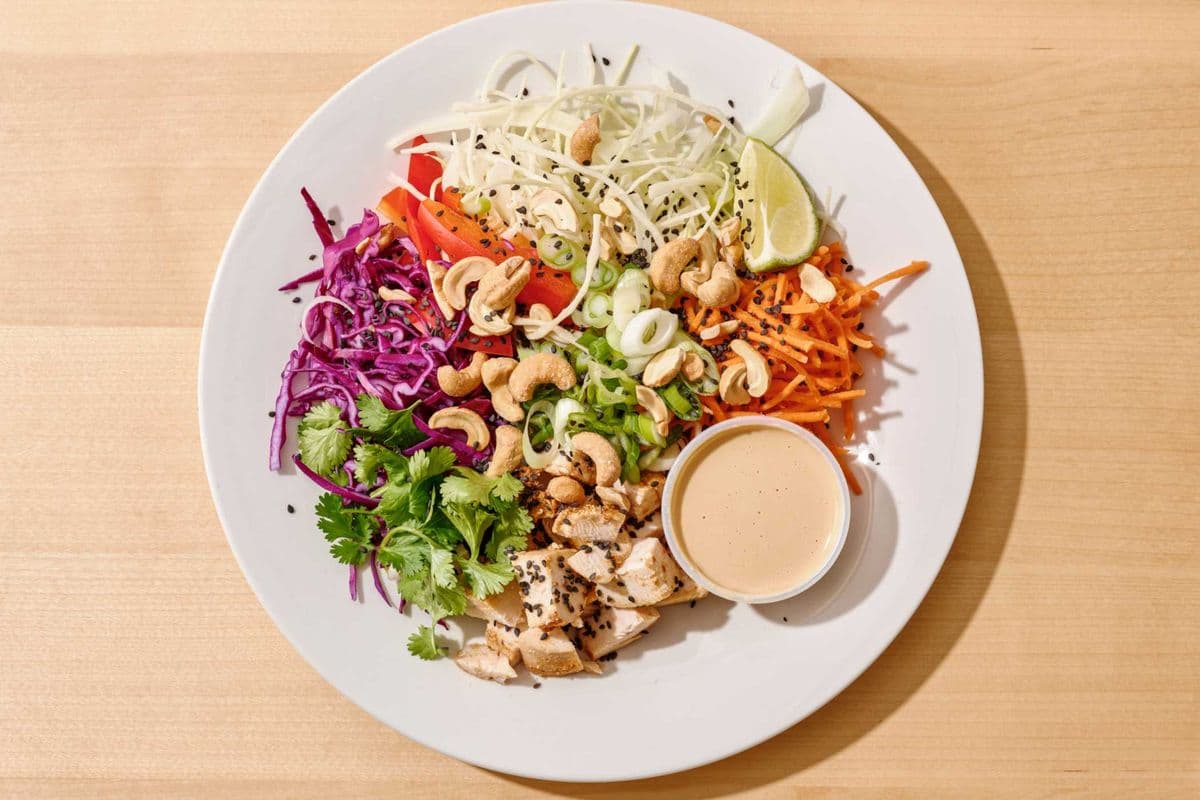 Peanut Sesame Chicken Salad (355 g)