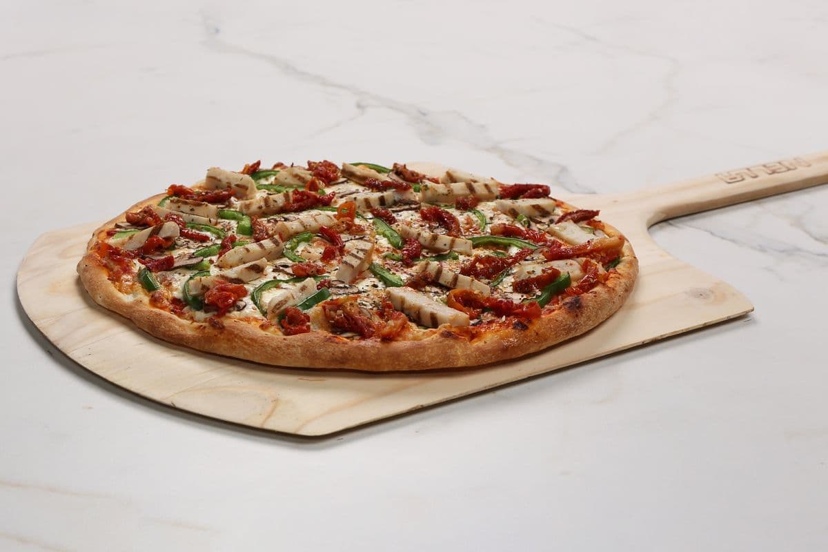 10" Small Rosemary Chicken Pizza (6 Slices)
