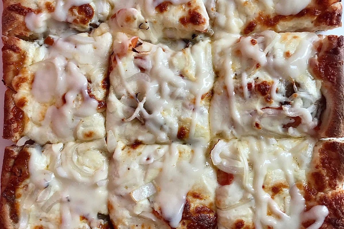 35. Donair Pizza