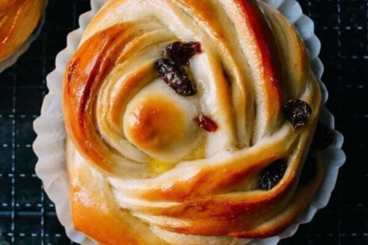 Petit Pain au Raisin Sec/Raisin Bun