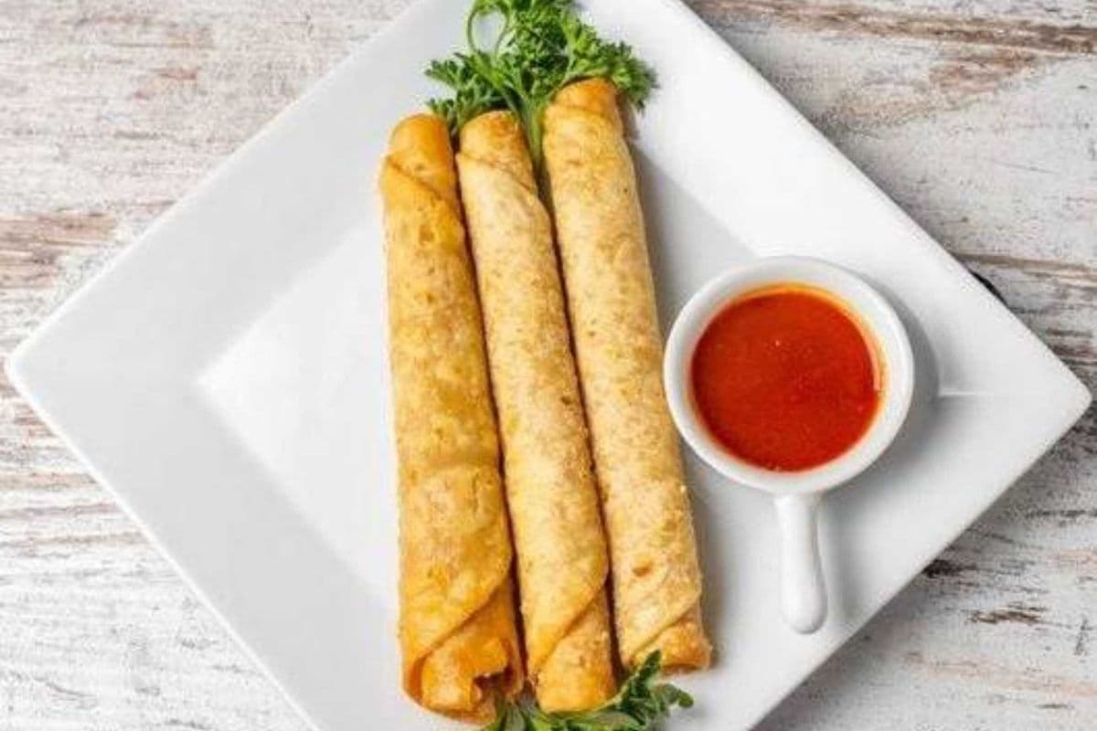 Chicken Cheese Rolls