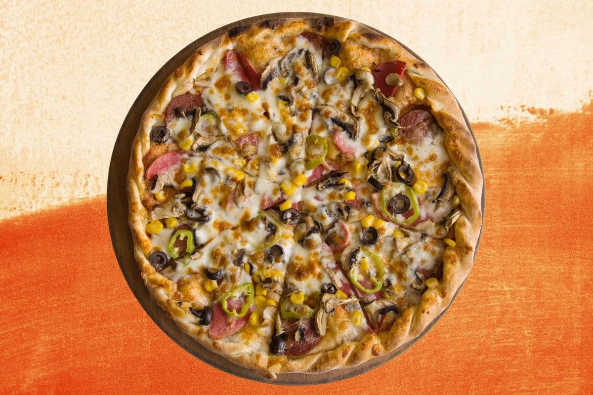 Royal Canadian Pizza