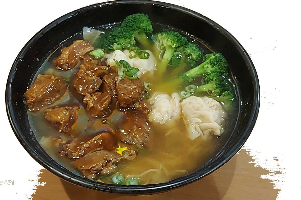 Lunch Noodles (自選湯麵)