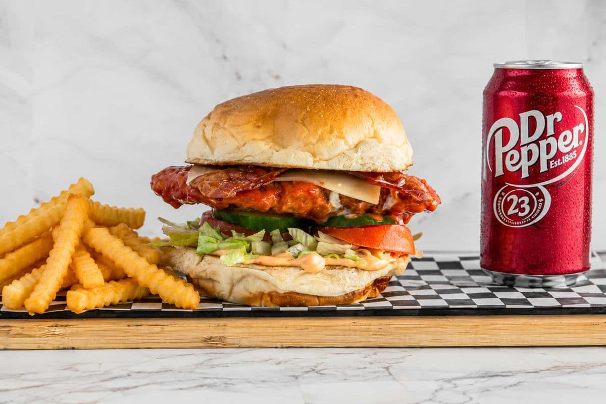 ULTIMATE SPICE CHICKEN BURGER COMBO - D