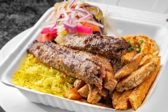 Plat brochettes de Kefta / Kefta Dish