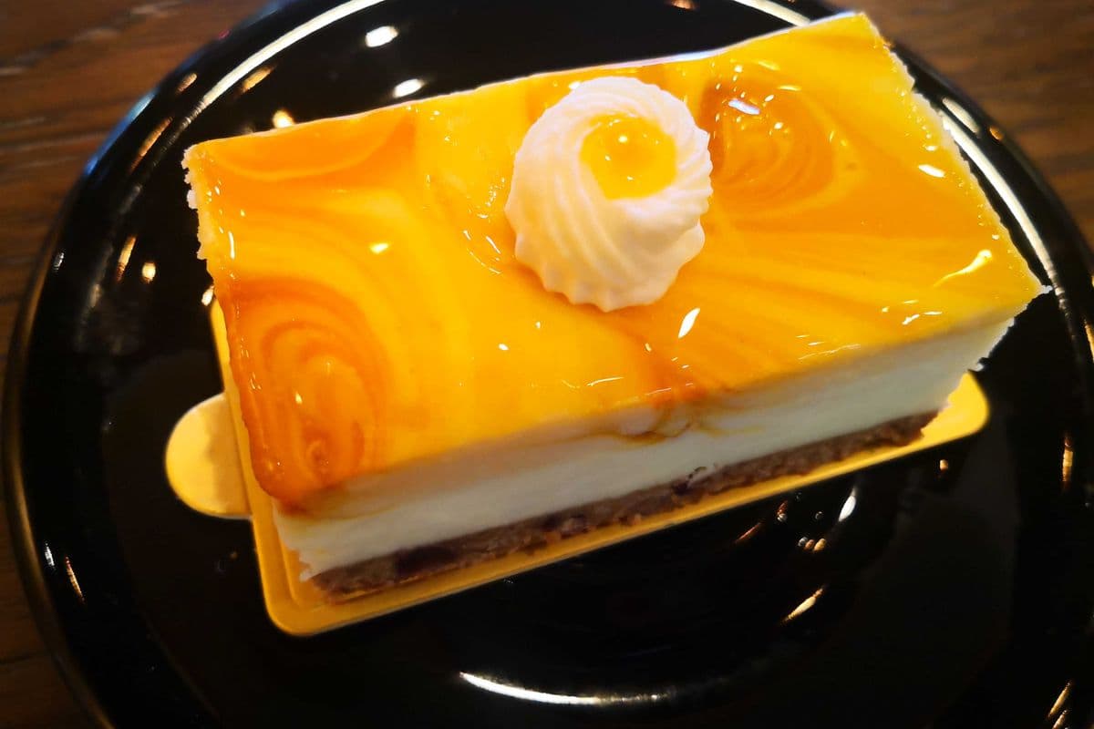 Cake (1 Slice)