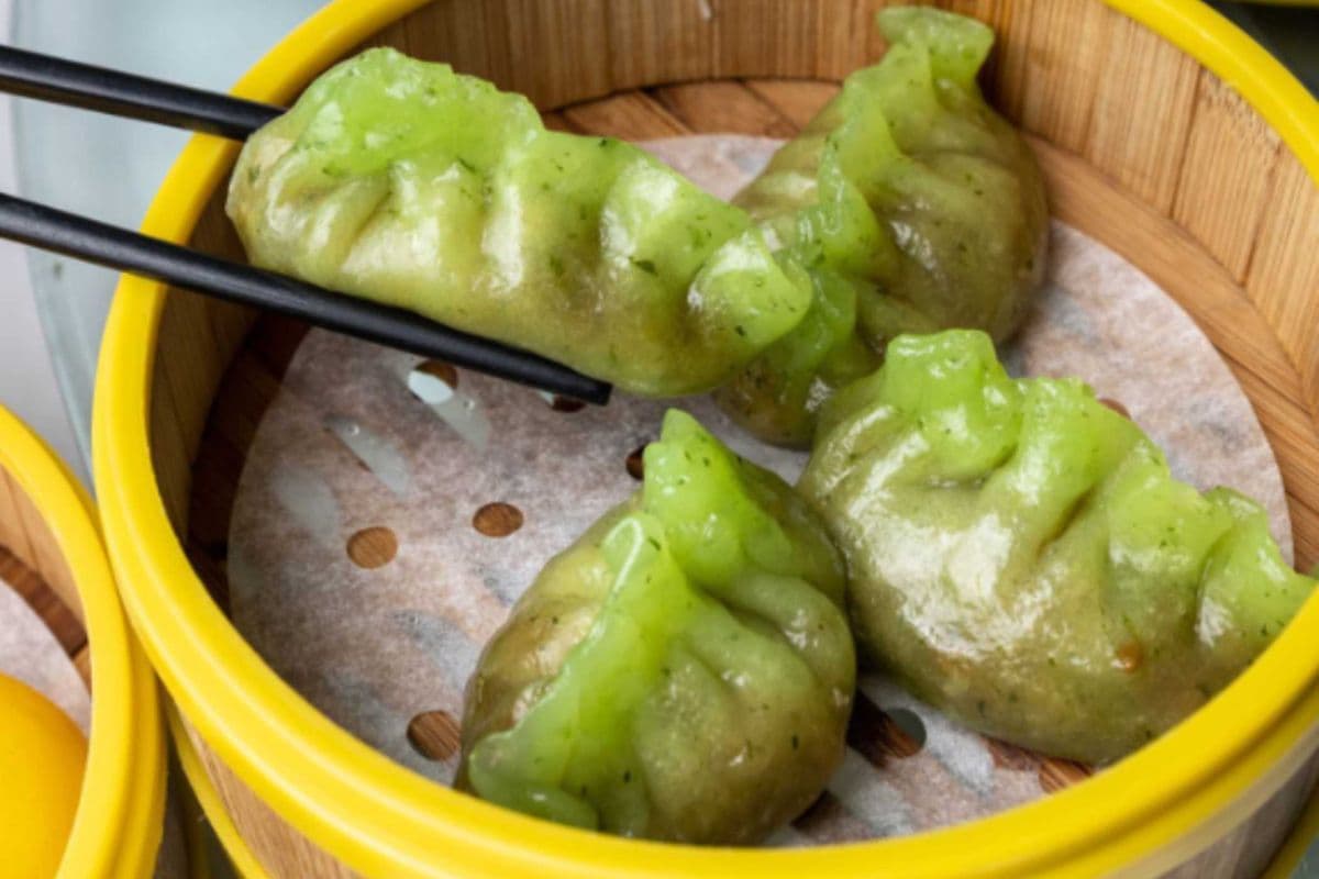 16. Spinach Dumpling with Minced Pork, Dried Shrimp, Waterchestnut, and Celery